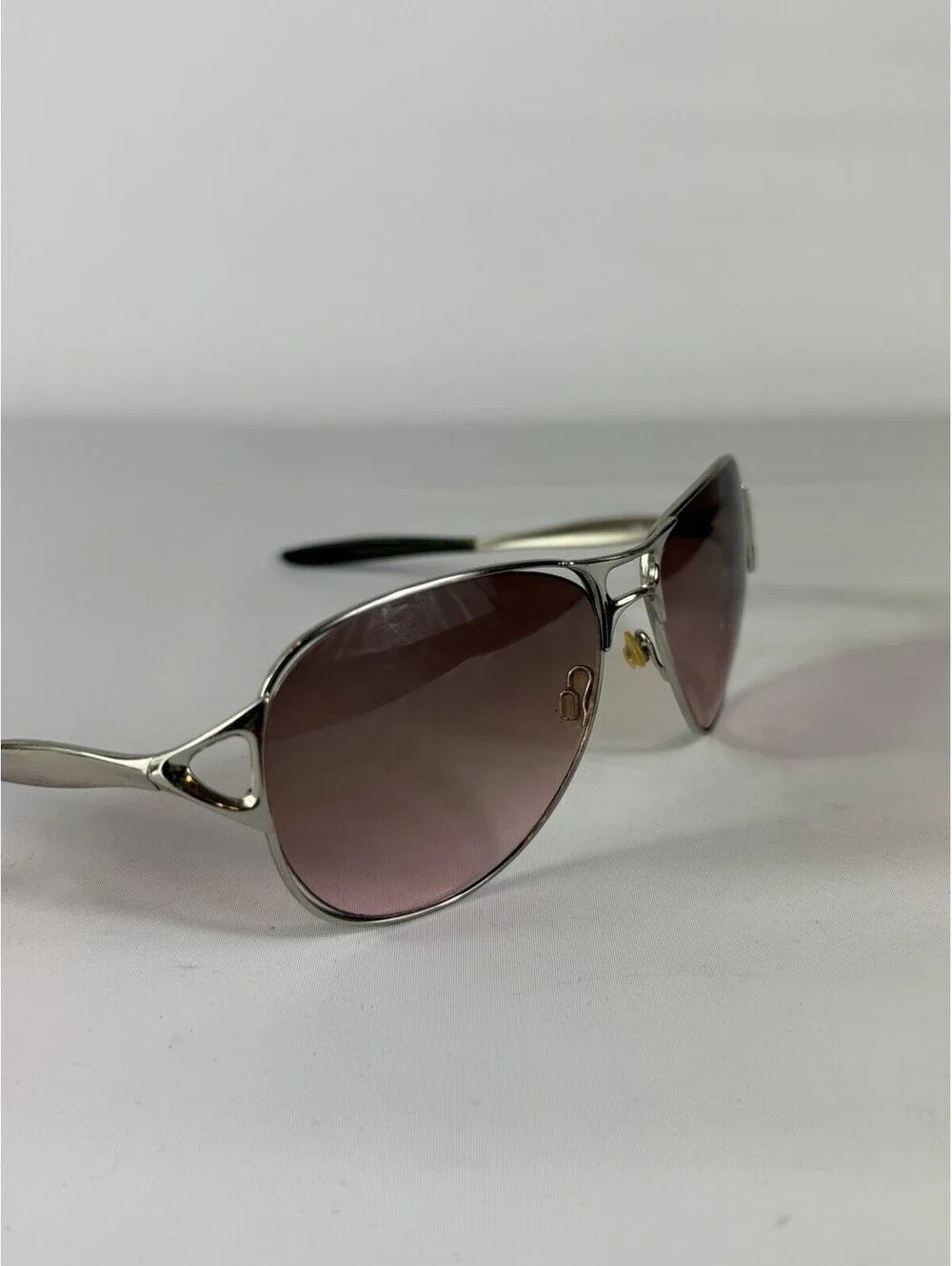 Oakley Hinder Womens Aviators Chrome Sunglasses OO4043-02